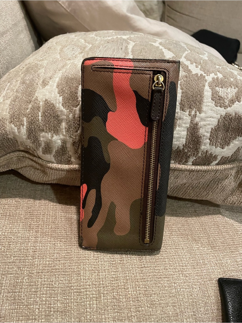 Michael Kors Coral and Olive Camo Continental Wallet with Gold Logo - Picture 4 of 5